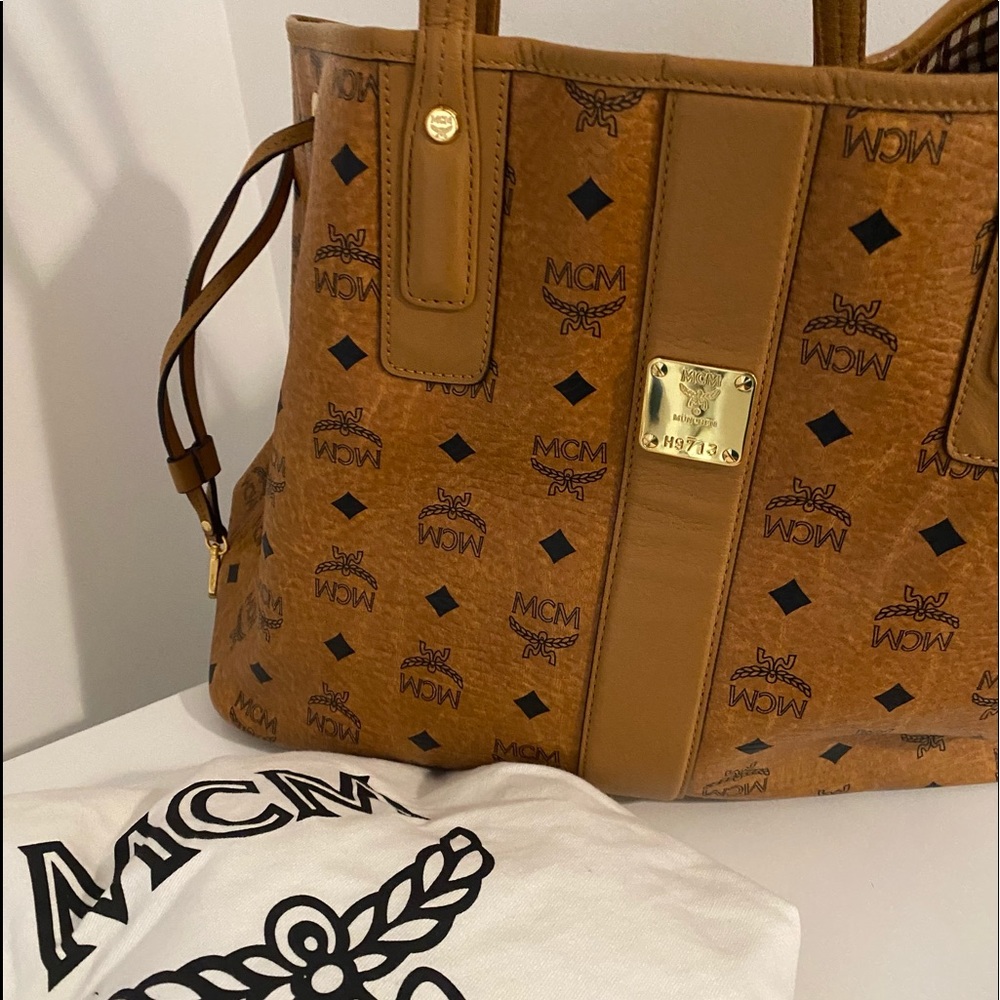 MCM Liz reversible medium tote cognac brown